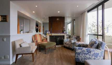 Apartamento em Moema