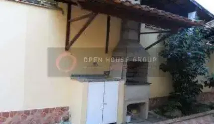Open House vende casa Fonseca rua sem saída 3 quartos e quintal