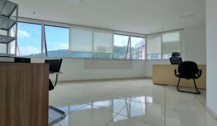 Sala/Casa Comercial à Venda em Santa Rosa