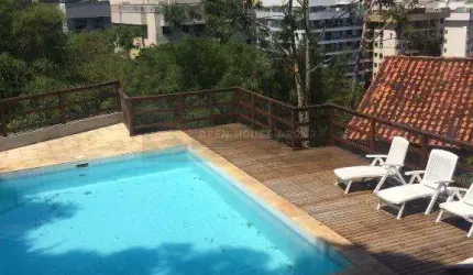 Open House vende casa no miolo de Santa Rosa lazer completo em condomínio