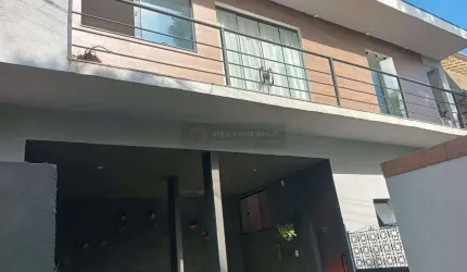 Open House vende casa no village de Itaipu com 3 suites