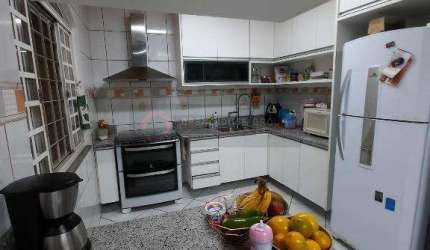 Baixouu Open House Vende Casa 3 Quartos - Boa Vista São Gonçalo RJ.