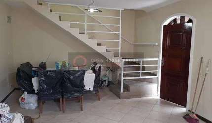 Open House vende Linda casa de 3 andares no Fonseca