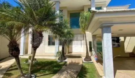 Casa à Venda em Camboinhas
