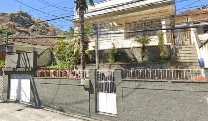 Open House vende casa com 3 quartos 1 suíte na Venda da cruz