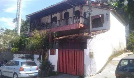 Casa à Venda em Charitas