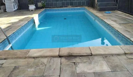 BAIXOU! Open House Vende - Casa com 5 quartos e Piscina no Largo do Barradas