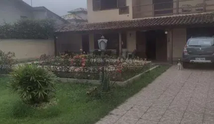 Open House Vende: Casa de 3 quartos na região oceânica, próximo ao Barravento.