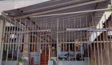 BAIXOU Open House Imóveis vende casa duplex na Dr Sardinha