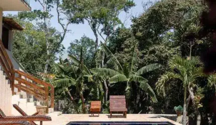 Open House vende- Casa com 10 suítes em Búzios, vista mar.