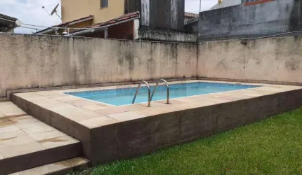 Open House Vende - Ótima Casa no Maravista, Primeira Quadra, com piscina e próxima do comércio