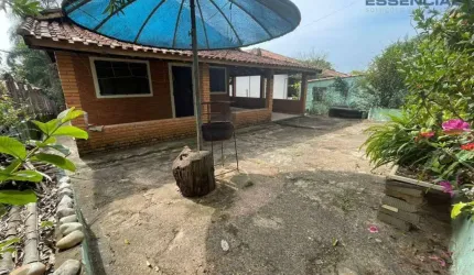 Rancho com 2 dormitórios à venda, 320 m² por R$ 220.000 - Rio Bonito - Botucatu/SP
