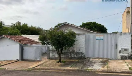 Casa com 2 dormitórios à venda, 136 m² por R$ 300.000,00 - Centro - Botucatu/SP