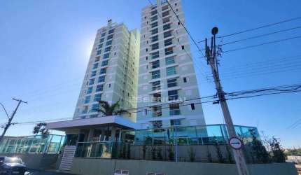 Apartamento com 2 dormitórios à venda, 65 m² por R$ 440.000,00 - Centro - Botucatu/SP