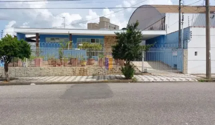 CASA RUA SUIÇA - PRÓX. ARAMANDO PANNUNZIO - CA2941
