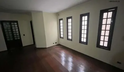 Casa com 3 quartos à venda na Stella Maris, 51, Vila São João, Guarulhos por R$ 650.000