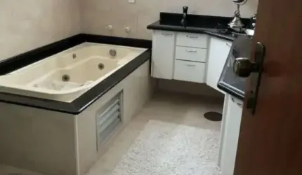 Casa com 4 quartos à venda na Rua Santo Antônio, 250, Vila Galvão, Guarulhos por R$ 1.950.000