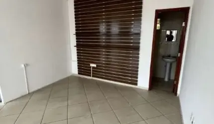 Ponto comercial para alugar na Avenida Itavuvu, 5437, Jardim Santa Cecília, Sorocaba por R$ 1.400