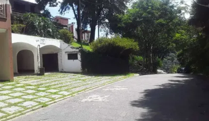 Casa á venda condomínio nova São Paulo 3 Dorms 6 vagas- oportunidade
