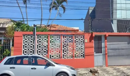 Casa para Venda em Osasco, Centro, 3 dormitórios, 2 banheiros, 4 vagas