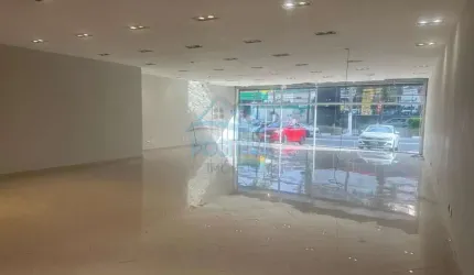 Salão Comercial para Locação em Osasco, Centro, 2 banheiros