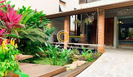 Sobrado com 3 dormitórios à venda por R$ 2.000.000,00 - Marapé - Santos/SP
