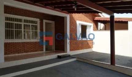 Casa à venda no Bairro Parque São Luiz em Jundiaí- SP