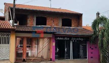 Casa à venda no bairro Caxambu em Jundiaí - SP