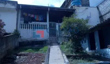 Casas e salão à venda no Jardim Bertioga em Várzea Paulista - SP