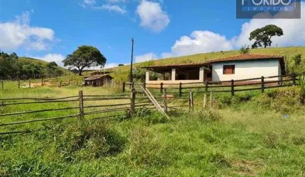 Sítio para Venda em Nazaré Paulista, Quatro Canto, 2 dormitórios, 2 banheiros, 5 vagas