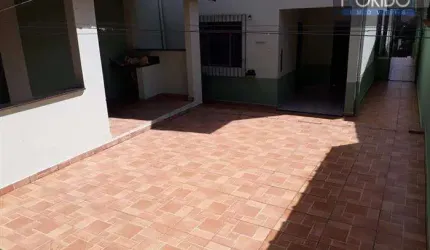 Casa para Venda em Atibaia, Jardim Cerejeiras, 3 dormitórios, 2 banheiros, 2 vagas