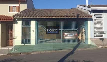 Casa para Venda em Atibaia, Loanda, 3 dormitórios, 1 suíte, 2 banheiros, 2 vagas