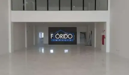 Salão Comercial para Locação em Atibaia, Centro, 2 banheiros, 1 vaga