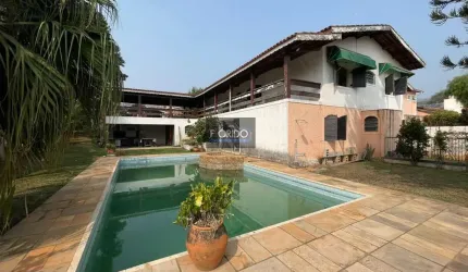 Casa para Venda em Atibaia, Vila Santista, 4 dormitórios, 2 suítes, 6 banheiros, 4 vagas