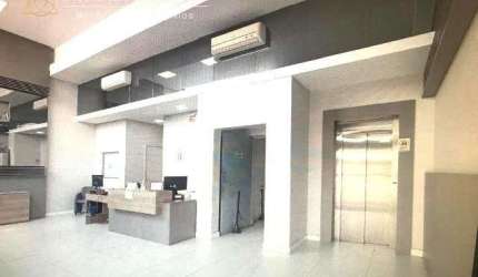 Sala comercial para alugar na Avenida João Corrêa, 1210, Centro, São Leopoldo por R$ 20.520