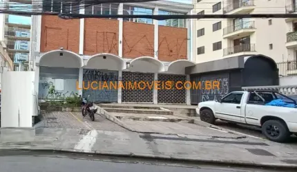 PREDIO COMERCIAL DE 1673 M² NO BROOKLIN