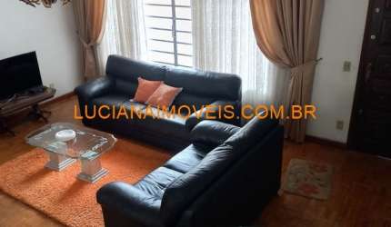 SOBRADO DE 165 M² NO ALTO DE PINHEIROS COM 3 DORM.