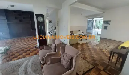 SOBRADO DE 211 M² NO ALTO DE PINHEIROS COM 4 DORMITORIOS