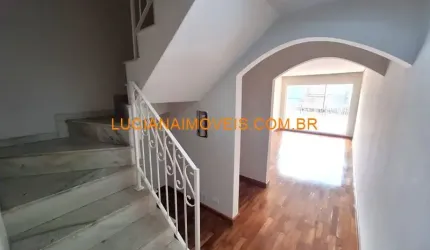 SOBRADO DE 158 M² NO ALTO DA LAPA COM 3 DORM.
