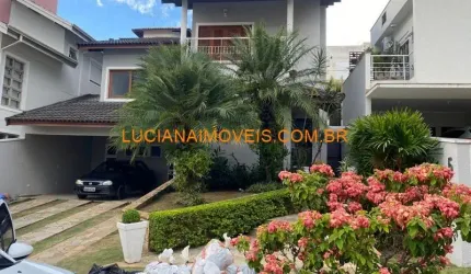 SOBRADO DE 246 M² EM CONDOMINIO EM MOGI DAS CRUZES