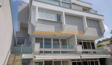 Sobrado para venda tem 693 metros quadrados com 6 quartos em Alto da Lapa - São Paulo - SP