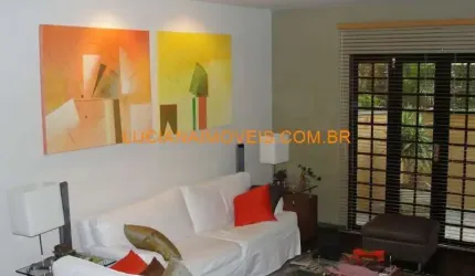 Sobrado para venda tem 280 metros quadrados com 3 quartos em Vila Ipojuca - São Paulo - SP