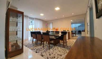 EXCELENTE SOBRADO EM ALPHAVILLE RESIDENCIAL 10