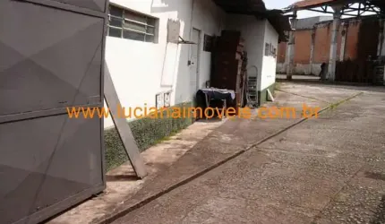 TERRENO COM GALPÃO