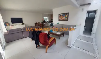 EXCELENTE CASA NO ALTO DA LAPA COM 4 SUITES