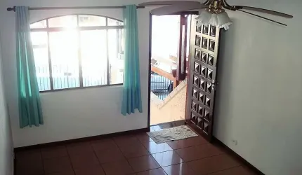 Casa em condomínio fechado com 2 quartos à venda na Avenida Antônio Ramiro da Silva, 163, Jardim do Lago, São Paulo, 108 m2 por R$ 340.000