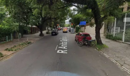 Terreno à venda na Rua Anita Garibaldi, 780, Mont Serrat, Porto Alegre por R$ 1.749.000