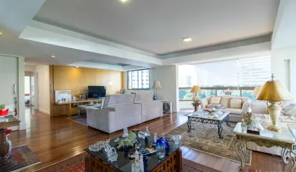 Apartamento com 3 quartos à venda na Avenida Chibarás, 802, Moema, São Paulo, 195 m2 por R$ 1.800.000