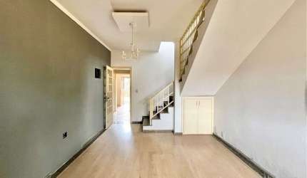 Casa com 2 quartos à venda na Rua Expedicionário, 293, Nossa Senhora das Graças, Canoas, 200 m2 por R$ 600.000