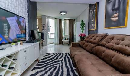 Apartamento com 3 quartos à venda na Manir Luca, 75, Pioneiros, Balneário Camboriú, 178 m2 por R$ 2.099.000
